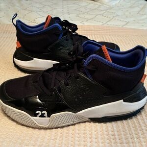 Nike Black and Blue Athletic Shoes